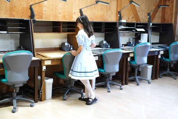 ミニワークショップのスタート前に、スタジオ内を探検!?