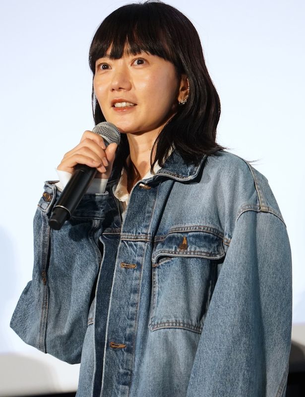 韓国からの留学生でボーカルのソンを演じたぺ・ドゥナ