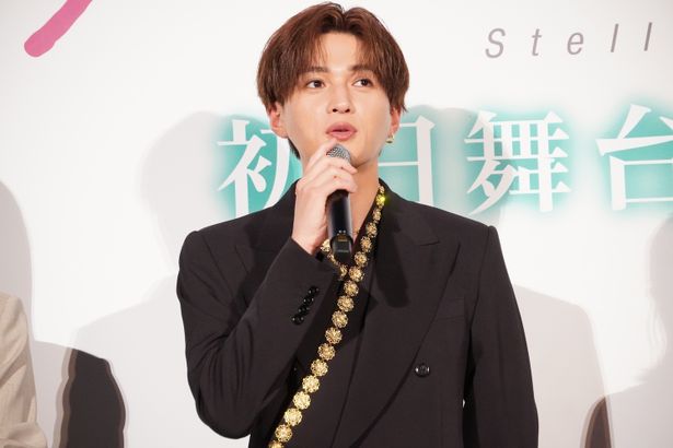 八木勇征、『隣のステラ』初日舞台挨拶で感謝のサプライズ！福本莉子は「めっちゃうれしい」と笑顔(画像19/27)