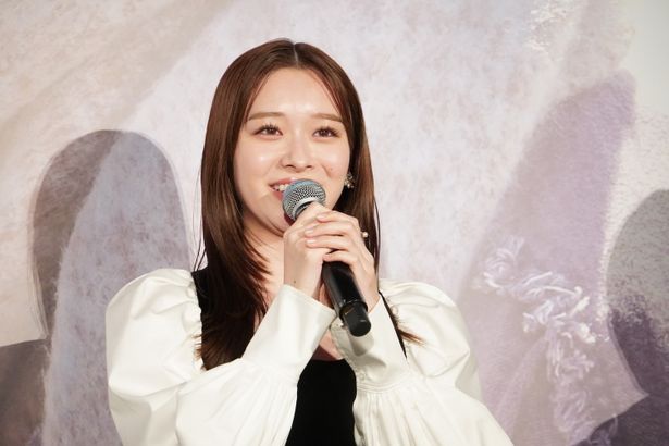 八木勇征、『隣のステラ』初日舞台挨拶で感謝のサプライズ！福本莉子は「めっちゃうれしい」と笑顔(画像25/27)