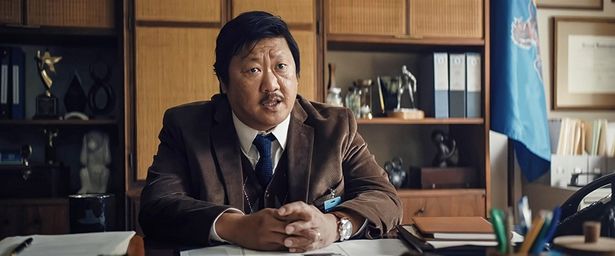 「アベンジャーズ」シリーズのウォン役でおなじみのベネディクト・ウォンも出演