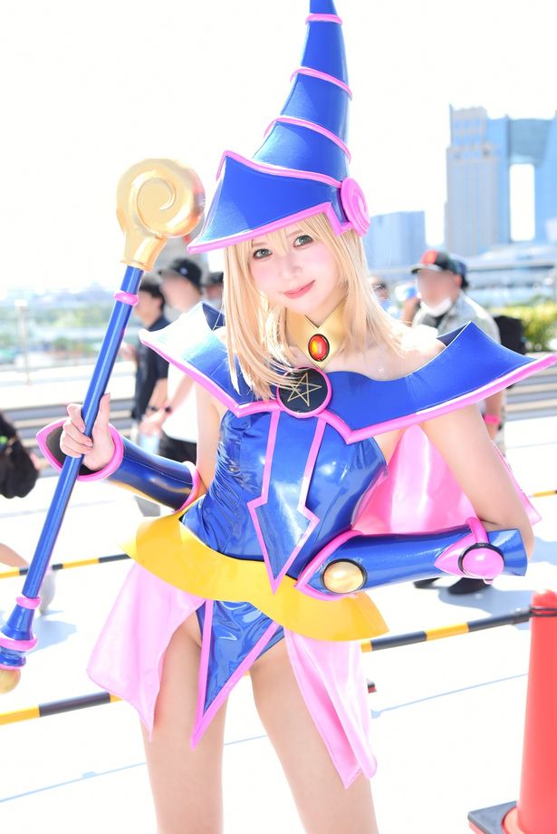 「遊☆戯☆王」ブラック・マジシャン・ガール／緑川希星さん
