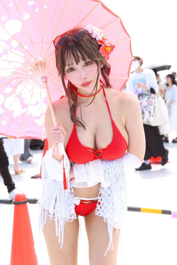 「勝利の女神：NIKKE」サクラ／かがみ。もちさん