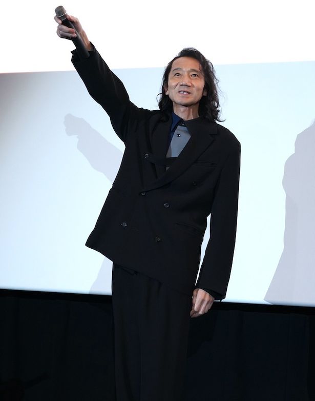 法月仁役の三木眞一郎