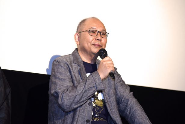 舞台挨拶に登壇した犬童一心監督