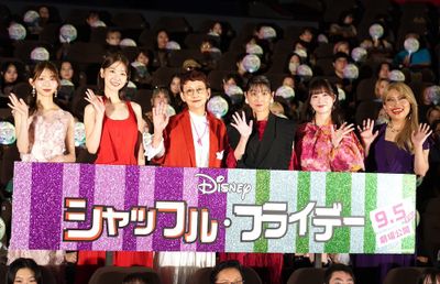 『シャッフル・フライデー』のジャパンプレミアに日本語吹替版キャストと特別ゲストが大集合！女子トークで盛り上がる