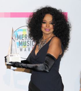 ドレスを酷評されたダイアナ・ロス