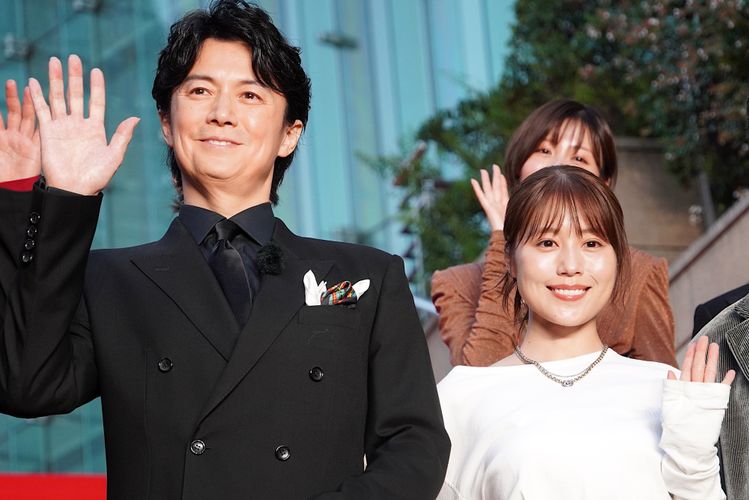 福山雅治＆有村架純ら『ブラック・ショーマン』レッドカーペットに登場！「本当に光栄」と原作者・東野圭吾からの賛辞に感謝