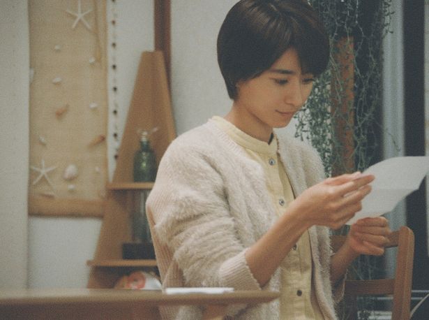 青年、幸太の恋人である浅川あや役に黒島結菜