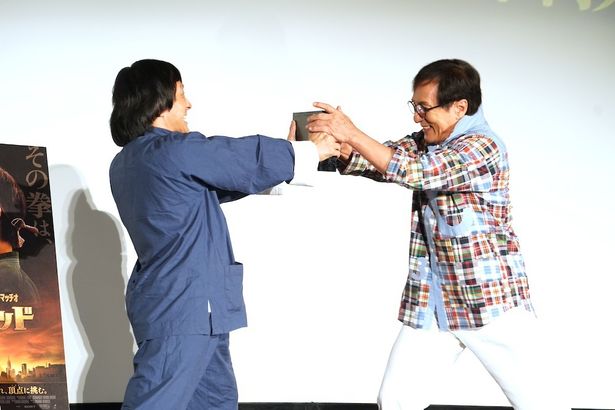 角度にこだわるジャッキー