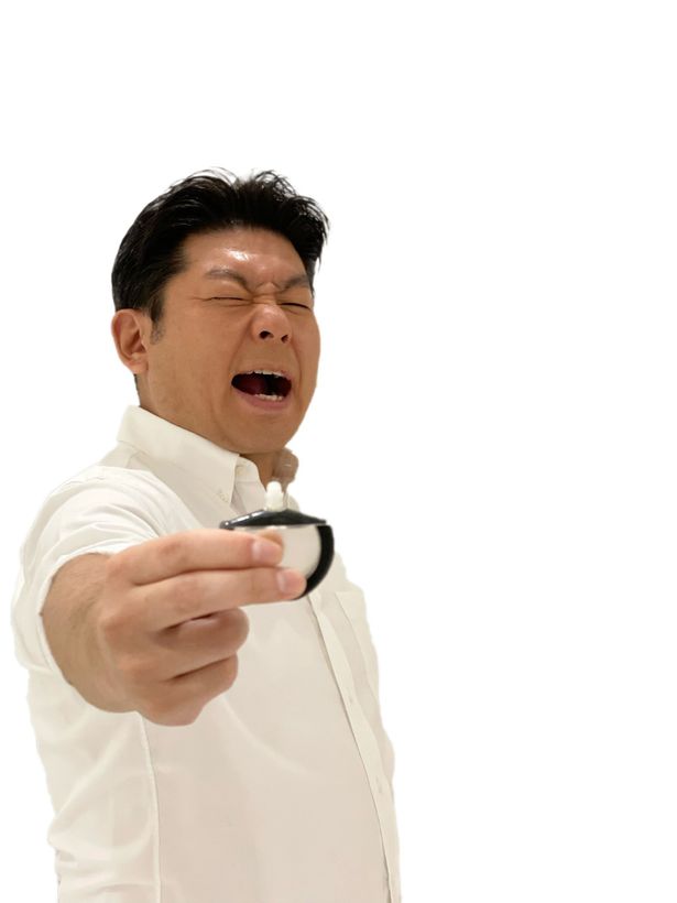 ツイスト親分を演じる山本高広