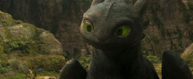 【写真を見る】愛くるしいナイト・フューリーのトゥースがアニメ版の特徴を保ったまま実写化！