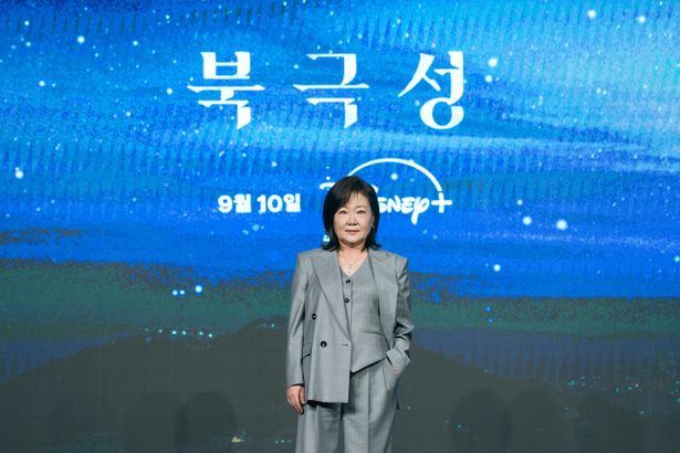 大統領役を演じたキム・ヘスクは「ものものしいシーンなのに撮影が楽しくて仕方なかった」と語った