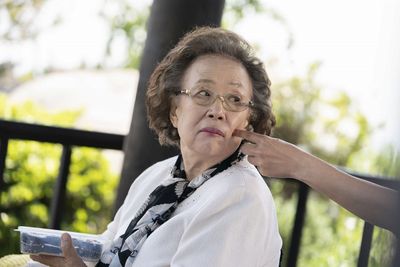 ソウルに1人で暮らす主人公ウンシム役に韓国の大女優ナ・ムニ