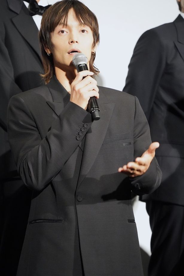 大友組の大変さを明かし、笑いを誘う場面もあった窪田正孝