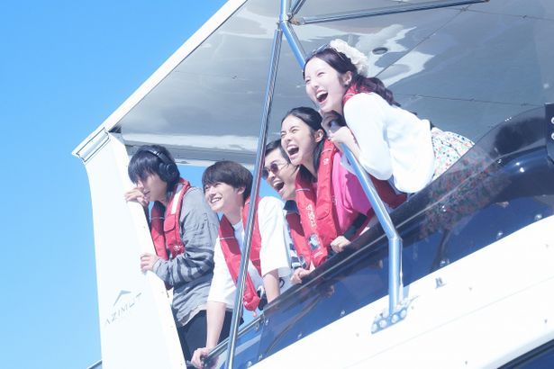 まさに青春！満面の笑顔がこぼれる場面写真