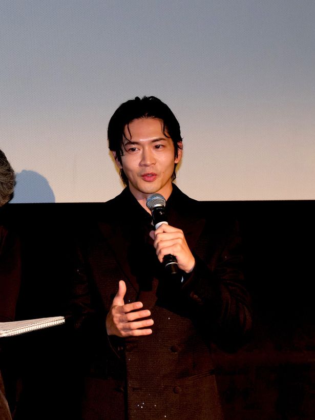 二郎役の松下洸平は、役づくりの裏側について明かしていた