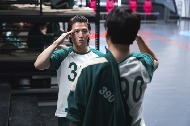 元海兵隊の参加者、カン・デホをハヌルが演じた「イカゲーム」