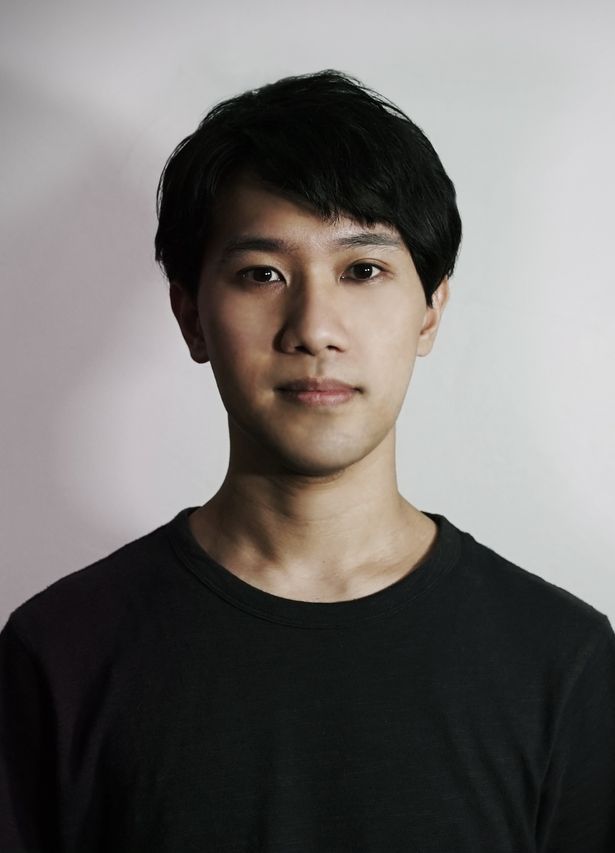 脚本、監督を務める萱野孝幸