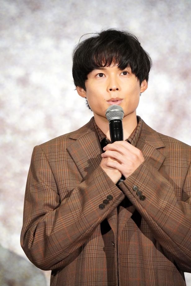 「とにかく届くのが楽しみ」と熱を込めた松村北斗