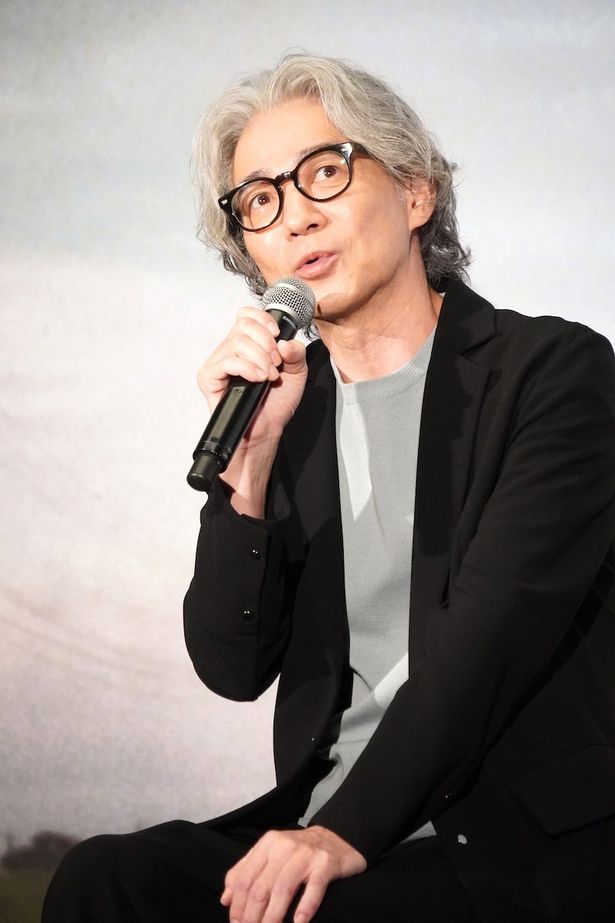 科学館の館長、小川龍一役を演じた吉岡秀隆