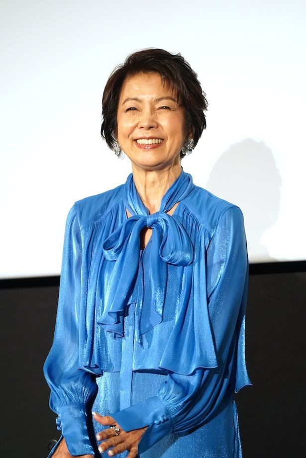 豆原演じる拓磨の祖母、文子役の市毛良枝