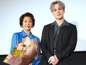 映画『富士山と、コーヒーと、しあわせの数式』(10月24日公開)のプレミア先行上映会にW主演のW主演の豆原一成(JO1)と市毛良枝が登壇！