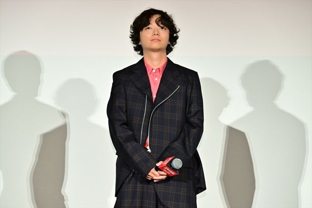 努力家の小宮の役を演じた染谷将太