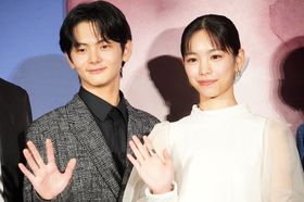 齋藤潤、當真あみの座長ぶりに惚れ惚れ！