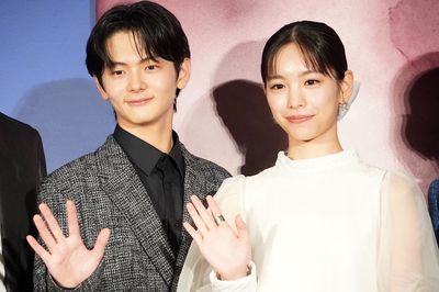 齋藤潤、當真あみの座長ぶりに惚れ惚れ！