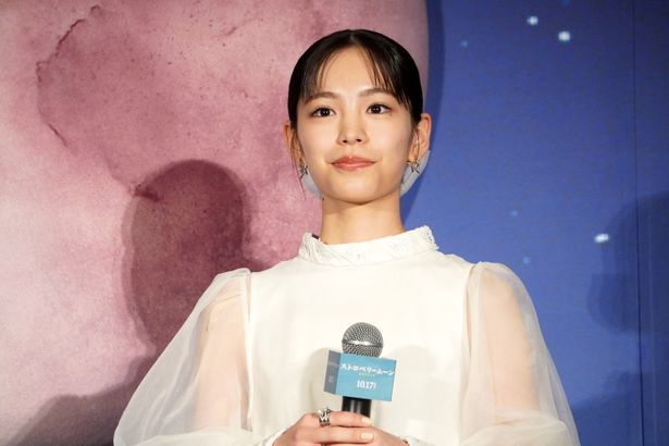 『ストロベリームーン 余命半年の恋』完成披露試写会の様子