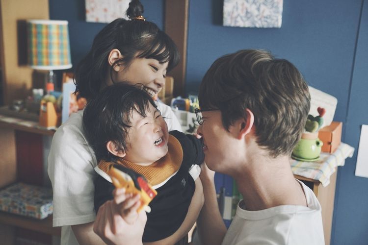 岸井ゆきの＆宮沢氷魚が演じる夫婦の15年を描きだす『佐藤さんと佐藤さん』感情が交差する場面写真