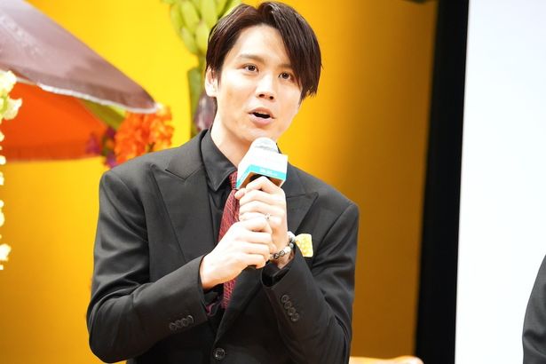タイ在住の逢見亮太はタイのキャスト・スタッフとの会話も楽しんだそう