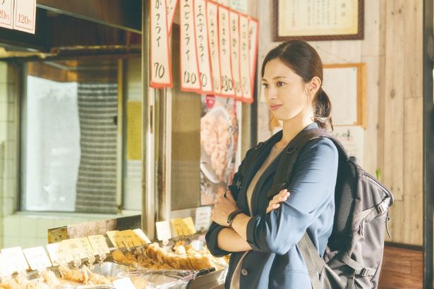 明朗快活な性格の麗