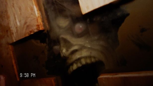『V/H/S 99』より