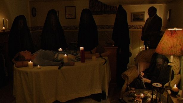 『V/H/S 99』より