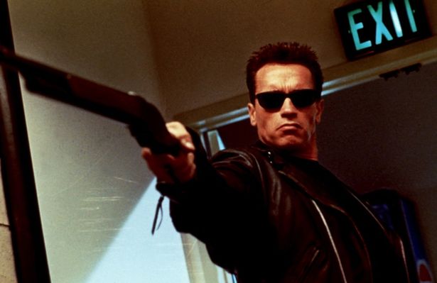 キャメロンが『ランボー 怒りの脱出』の脚本の執筆を受けたことが『ターミネーター2』につながった