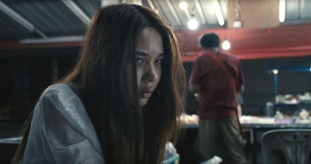 村で暮らす美女ミンは原因不明の体調不良に襲われ…(『女神の継承』)