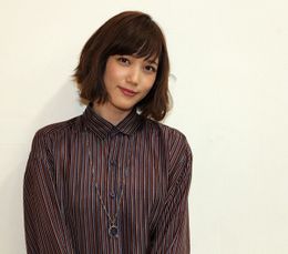 山田涼介＆本田翼にインタビューを敢行！