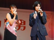映画『トリツカレ男』のプレミア上映会で佐野晶哉(Aぇ! group) ＆上白石萌歌が劇中曲のデュエットを披露！
