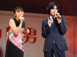 映画『トリツカレ男』のプレミア上映会で佐野晶哉(Aぇ! group) ＆上白石萌歌が劇中曲のデュエットを披露！