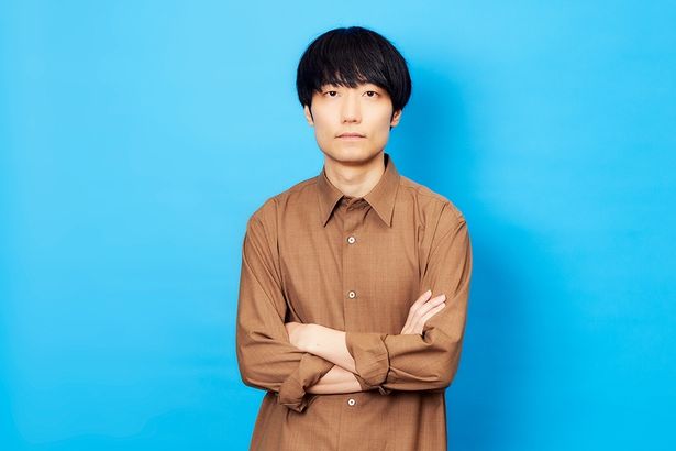 写真家、MCやCMなどの監督を経て『秒速5センチメートル』で商業映画初監督に挑んだ奥山監督