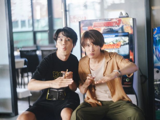 向井康二と逢見亮太のリラックスした素顔