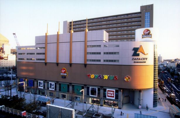 【写真を見る】25周年を迎えるTOHOシネマズ 浜松、開業当時の懐かしの外観