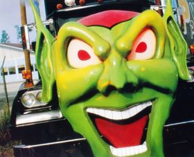 “モダン・ホラーの帝王”キング、映画界での奮闘ぶりをクローズアップ！