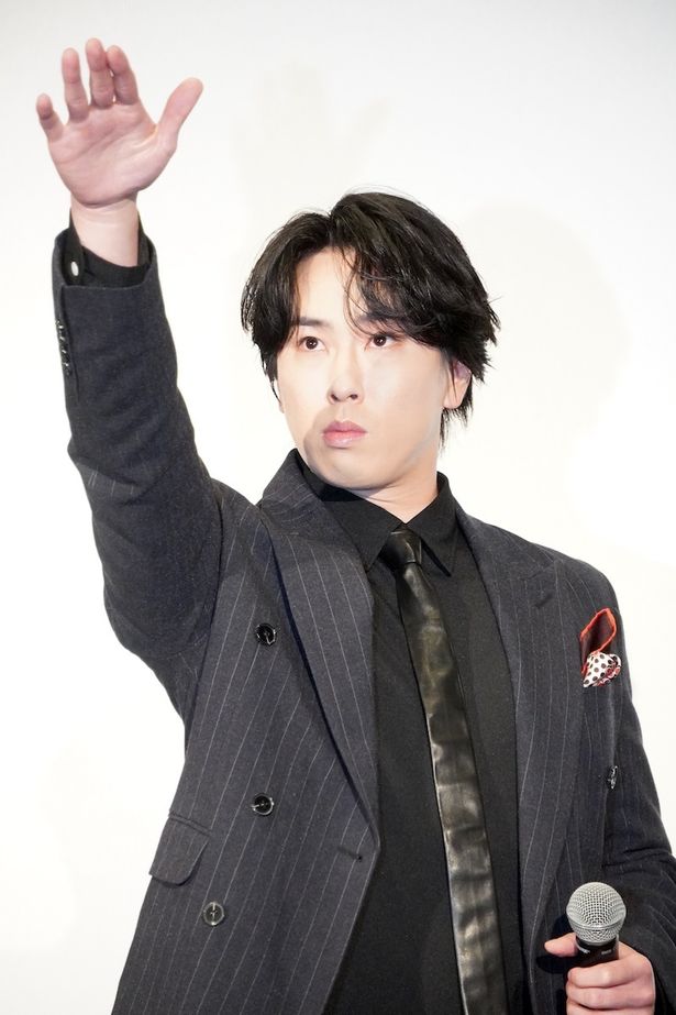 宮舘涼太(Snow Man)、ライブビューイングの観客にも挨拶
