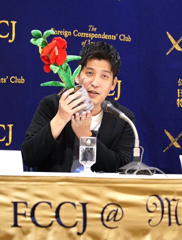 影響を受けた監督、自身の作風などを語った