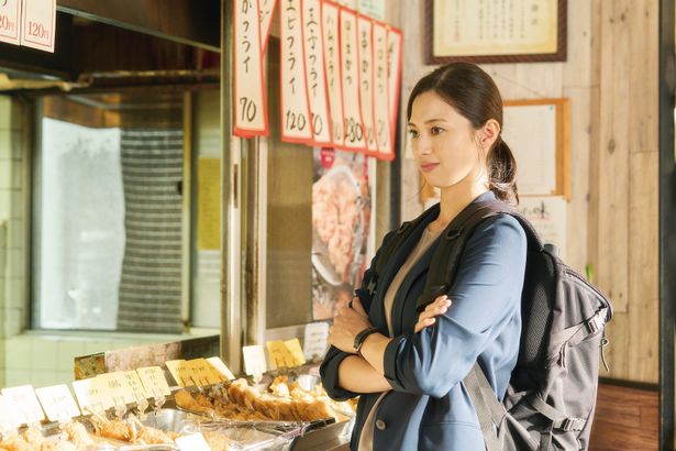 萌の親友・麗の13年後を演じた中条あやみ