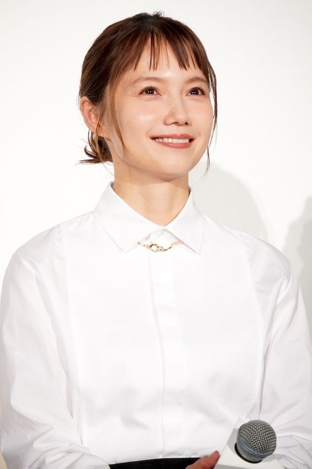 宮崎あおい、「こんなに違うお顔を持っていらっしゃるんだ」と松村北斗のギャップに惚れ惚れ