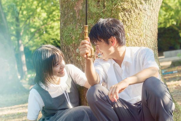 當真あみと齋藤潤が織りなす純愛に胸キュンな『ストロベリームーン 余命半年の恋』